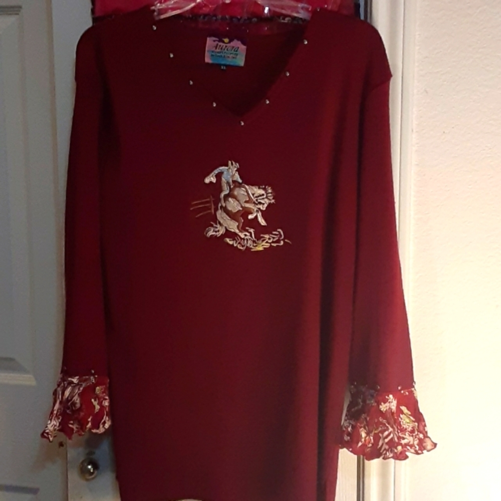 Aurora Clothing by Rock Rim maroon sweater